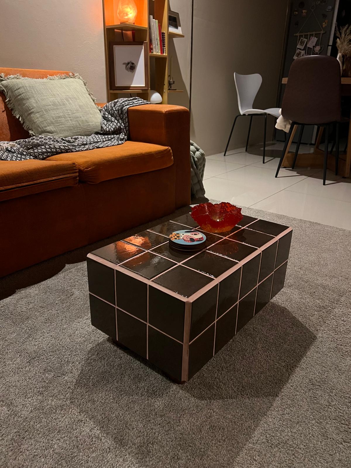 DOTA Table — foto 2 de 4