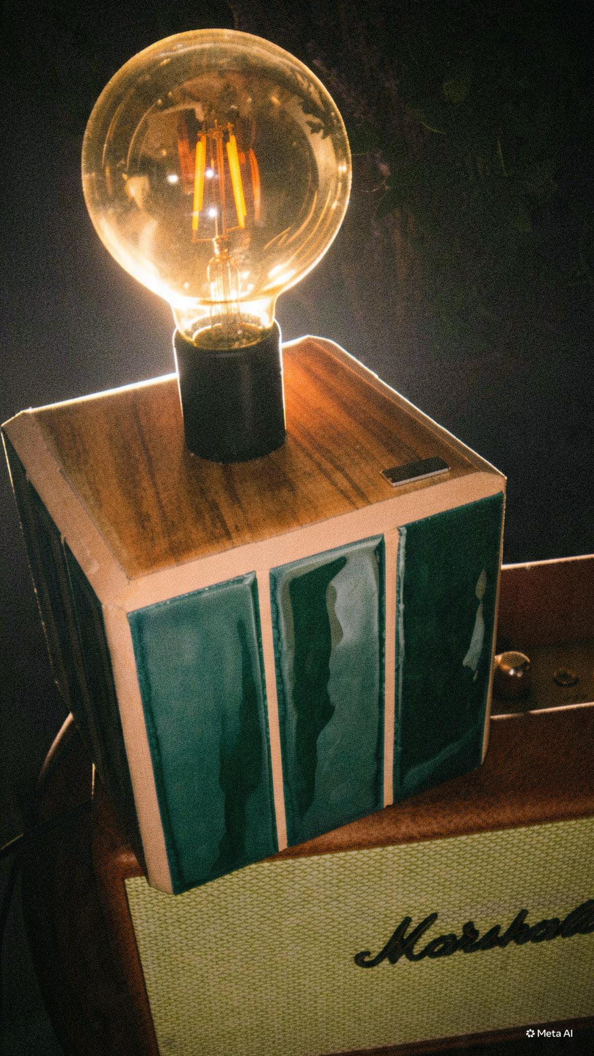 LÖNU LAMP — foto 2 de 2